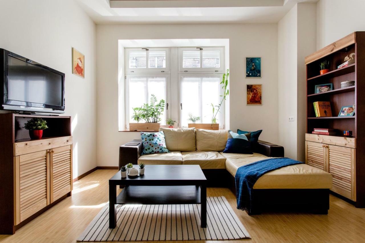 Ferienwohnung Downtown Delight Near The Basilica Budapest Exterior foto